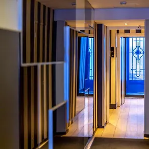 **** Hotel Diva Opera Francia